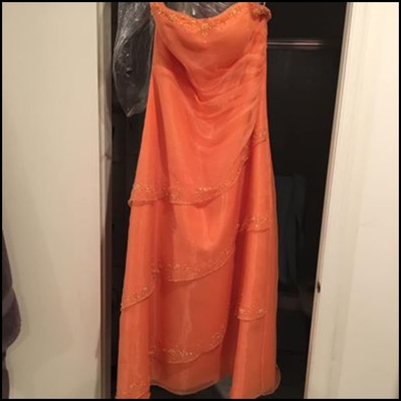 pinky & me Dresses & Skirts - Strapless Tangerine Gown